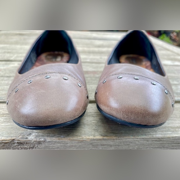 BORN Lola Leather Flats Women’s 7 - Picture 8 of 9